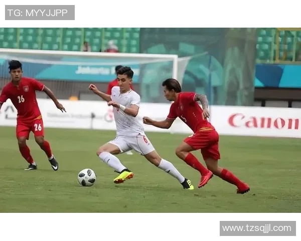 北京足球队在世锦赛上的团队协作表现分析与启示